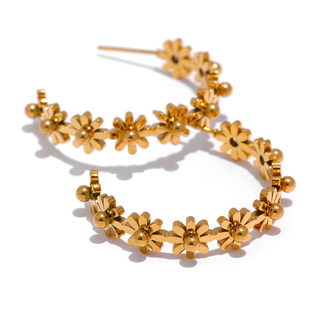 Daisy Design Hoop Earrings - Gold