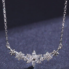 Collier En Argent Floral