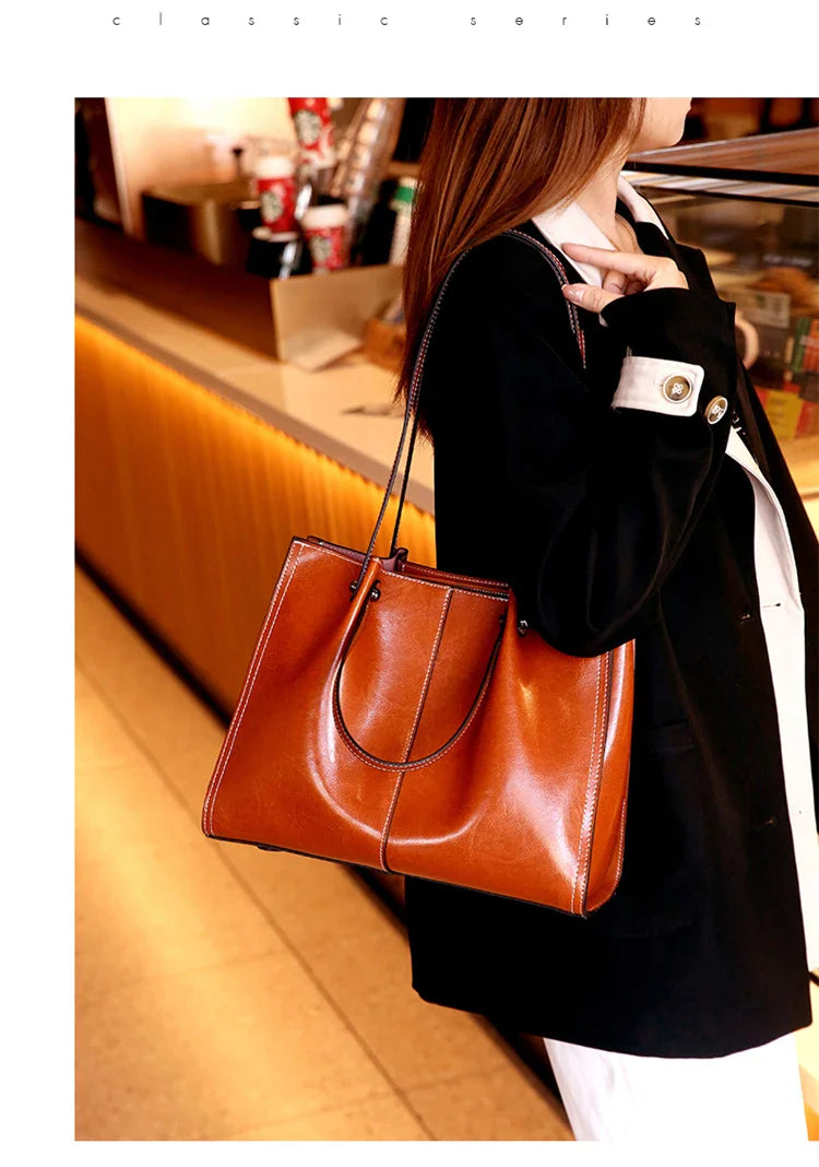 Timeless Tote Elanora