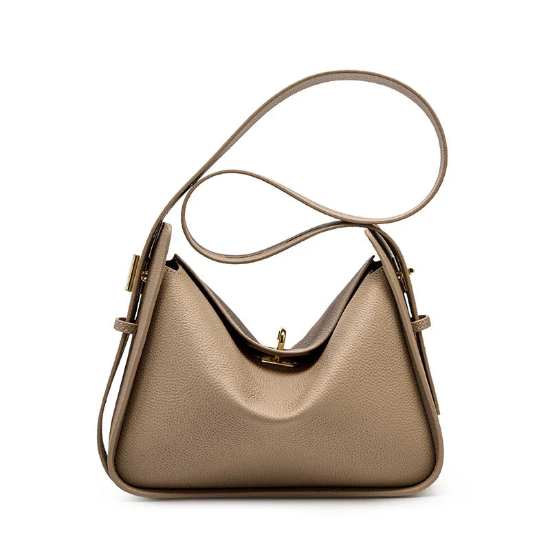 Classic Crossbody Elanora