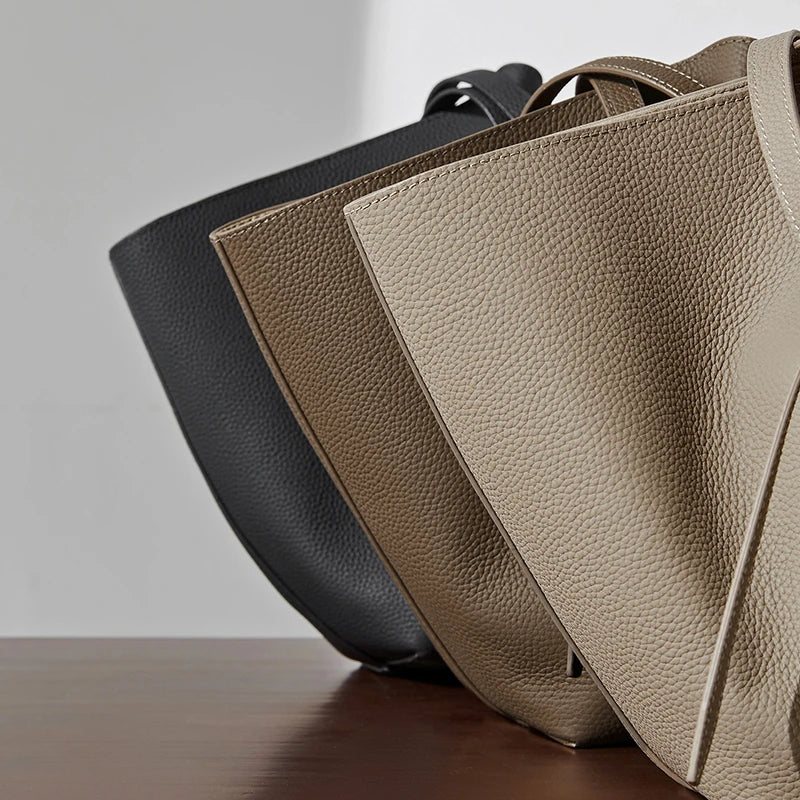 Diamond Glow Clutch Elanora
