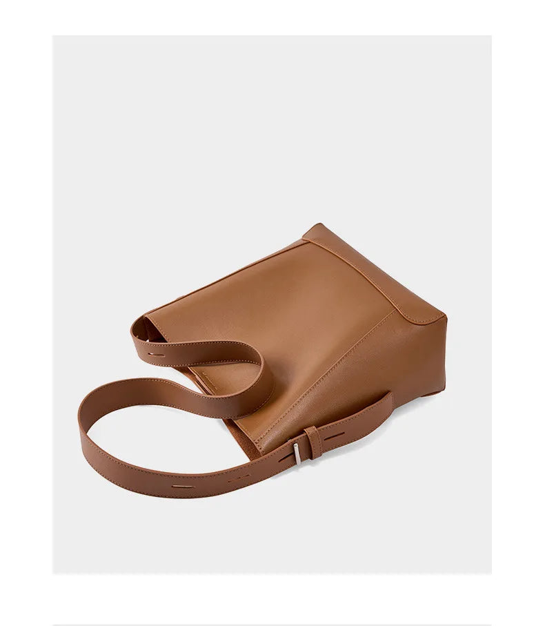 Frost Luxe Bucket Elanora