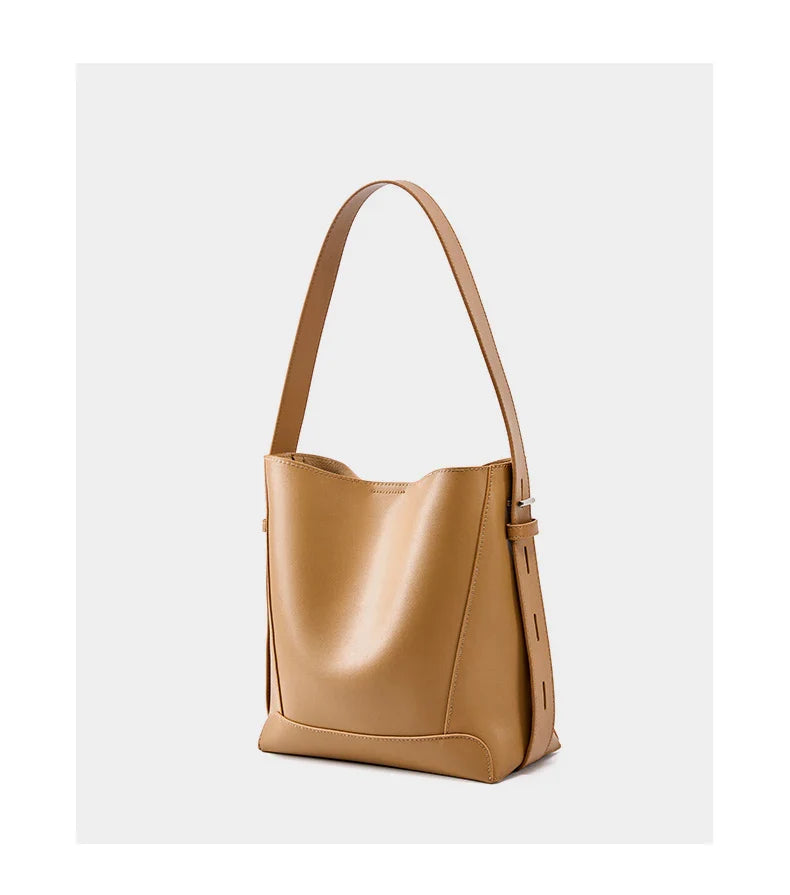 Frost Luxe Bucket Elanora