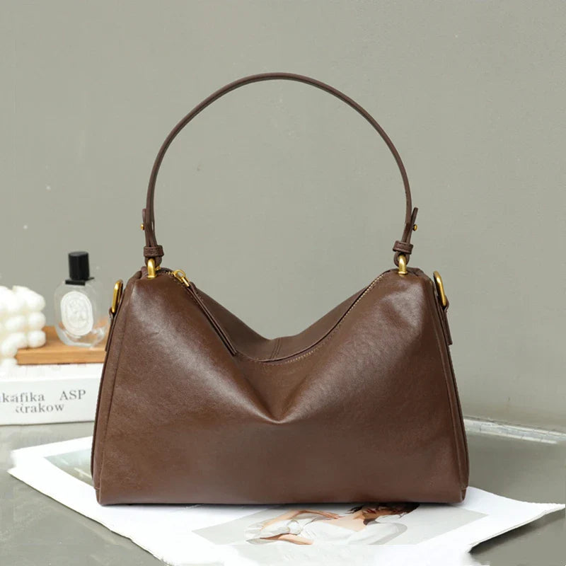 Isabella Shoulder Glamunik