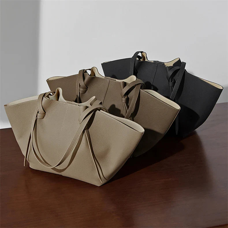 Diamond Glow Clutch Elanora