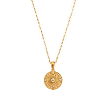Collier Avec Pendentif Médaille