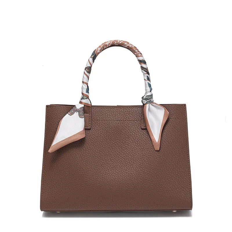 Madeleine Hobo Glamunik