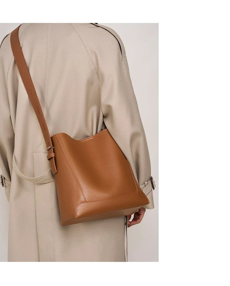 Frost Luxe Bucket Elanora