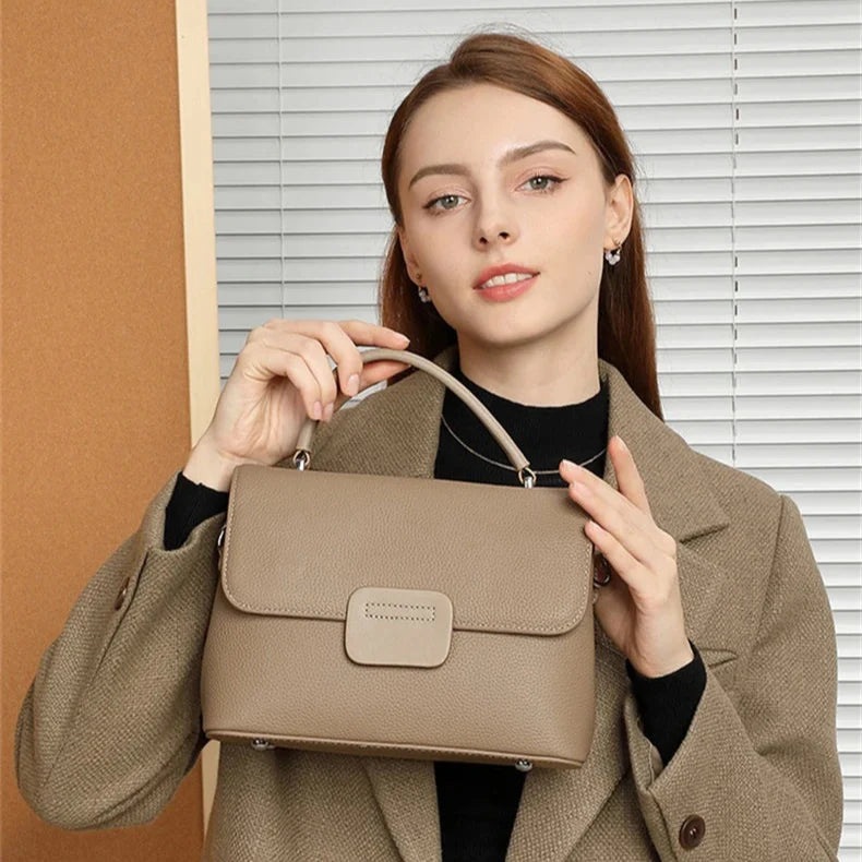 Britannia Satchel Glamunik