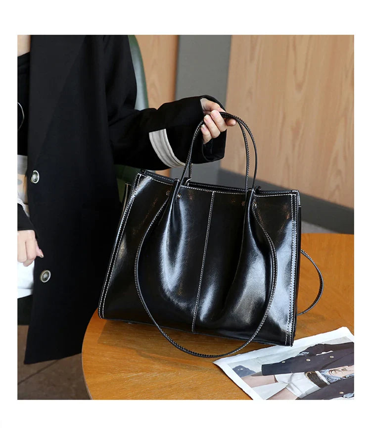 Timeless Tote Elanora
