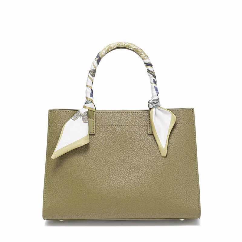 Madeleine Hobo Glamunik