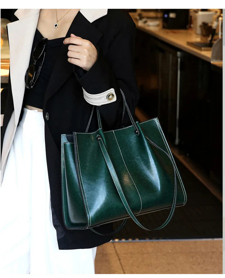 Timeless Tote Elanora