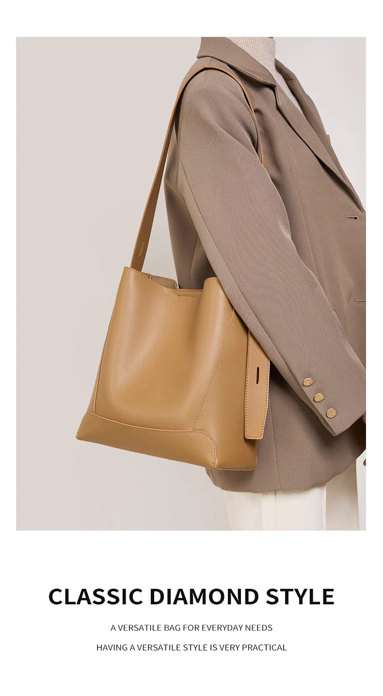 Frost Luxe Bucket Elanora