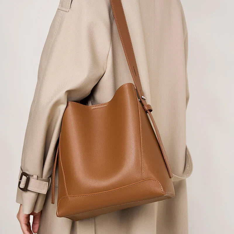 Frost Luxe Bucket Elanora