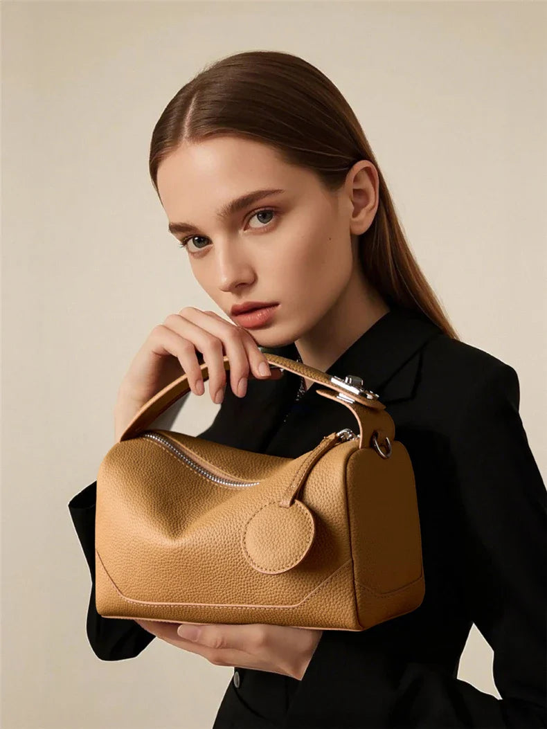 Chelsea Crossbody Tan Elanora