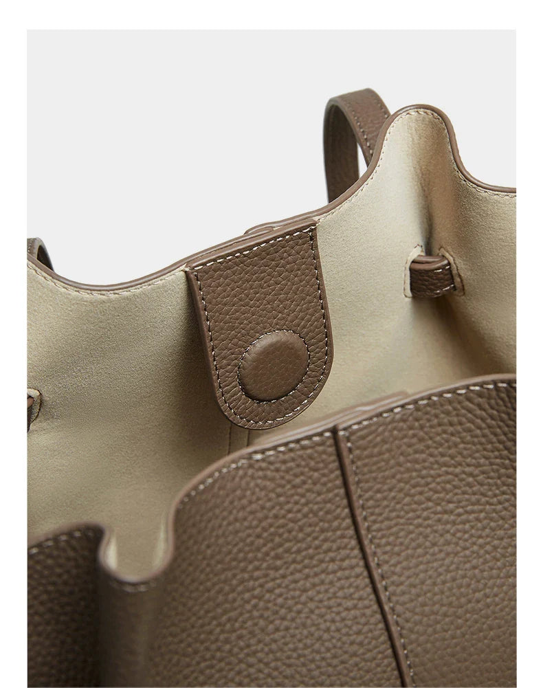 Diamond Glow Clutch Elanora