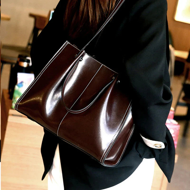 Timeless Tote Elanora