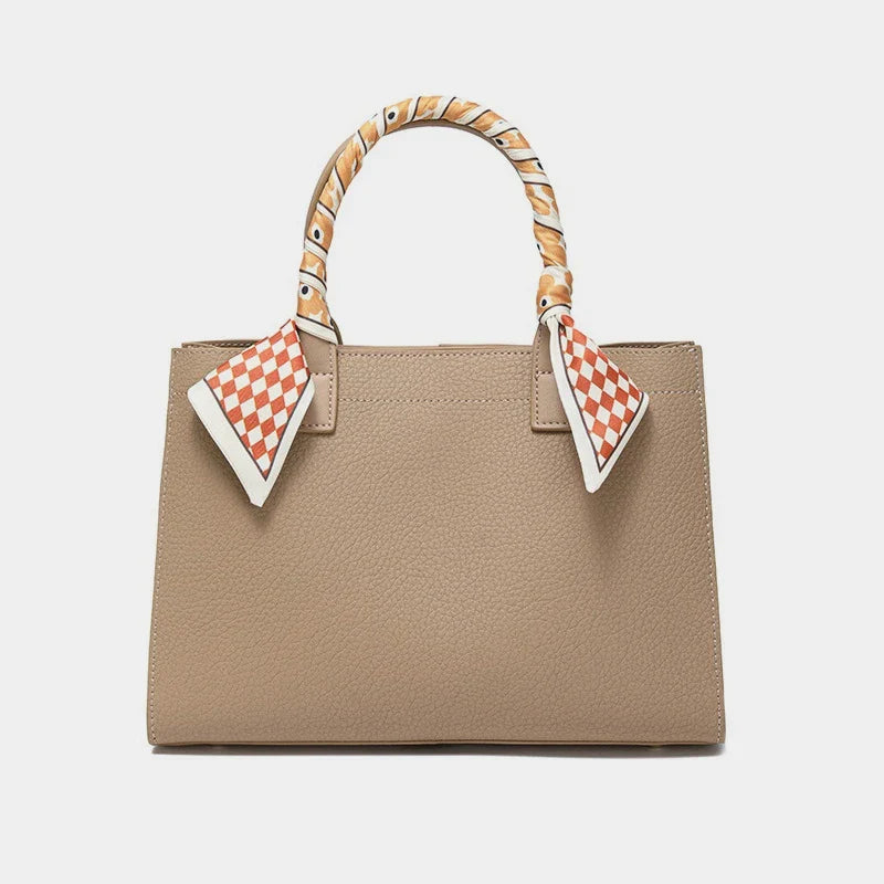 Madeleine Hobo Glamunik