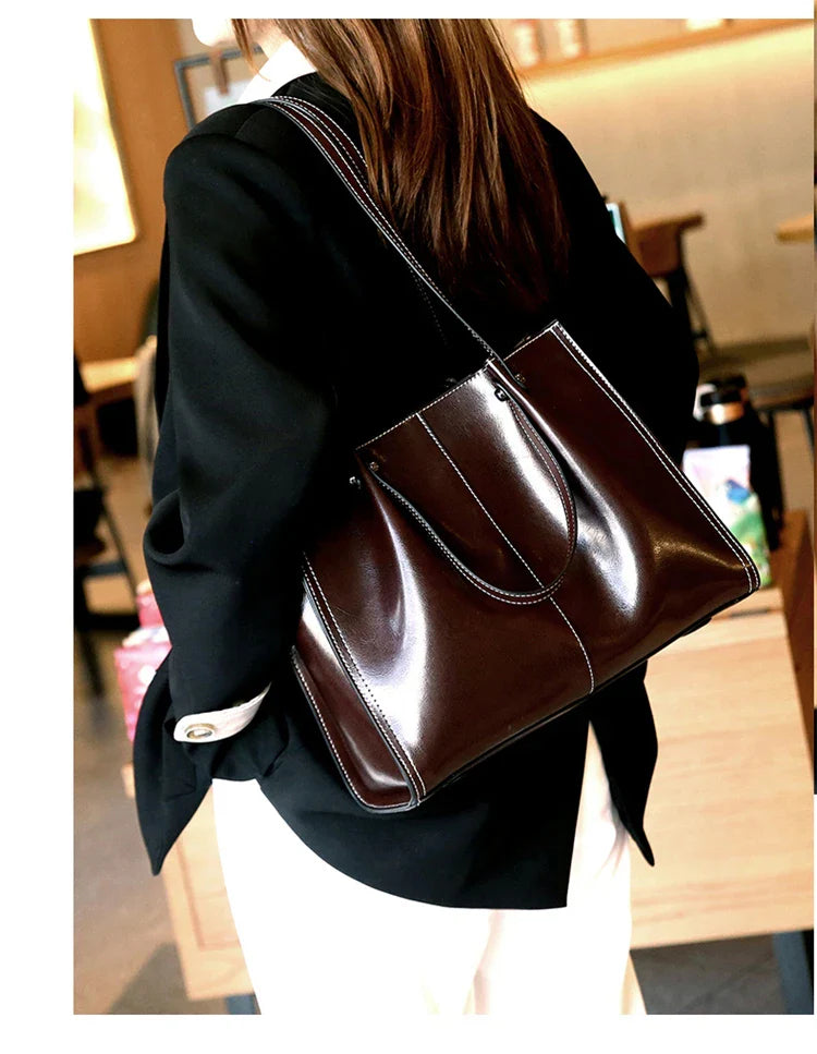 Timeless Tote Elanora