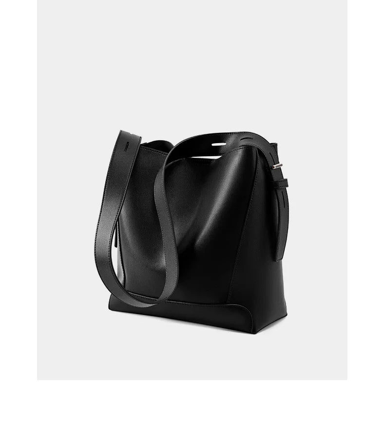Frost Luxe Bucket Elanora